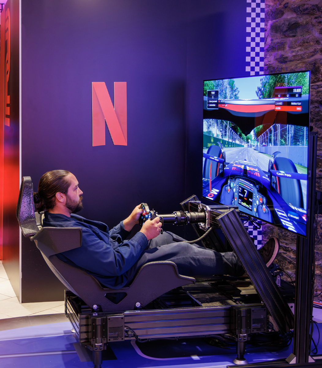Simulateur F1 à partir de 7000$ | A1 Simulation Propulsé par Parro Info